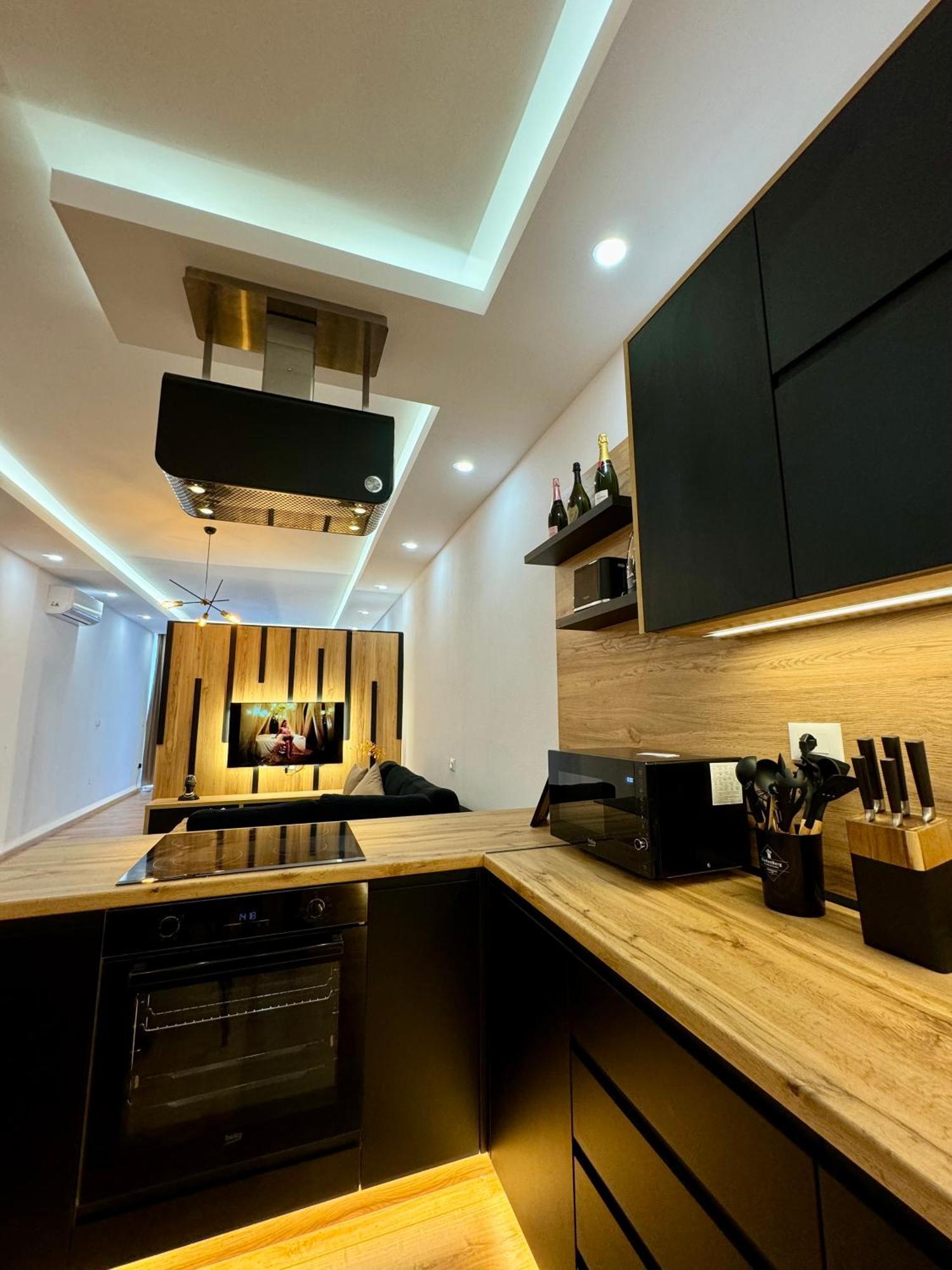 שקודר Luxury Central Baba Apartment מראה חיצוני תמונה