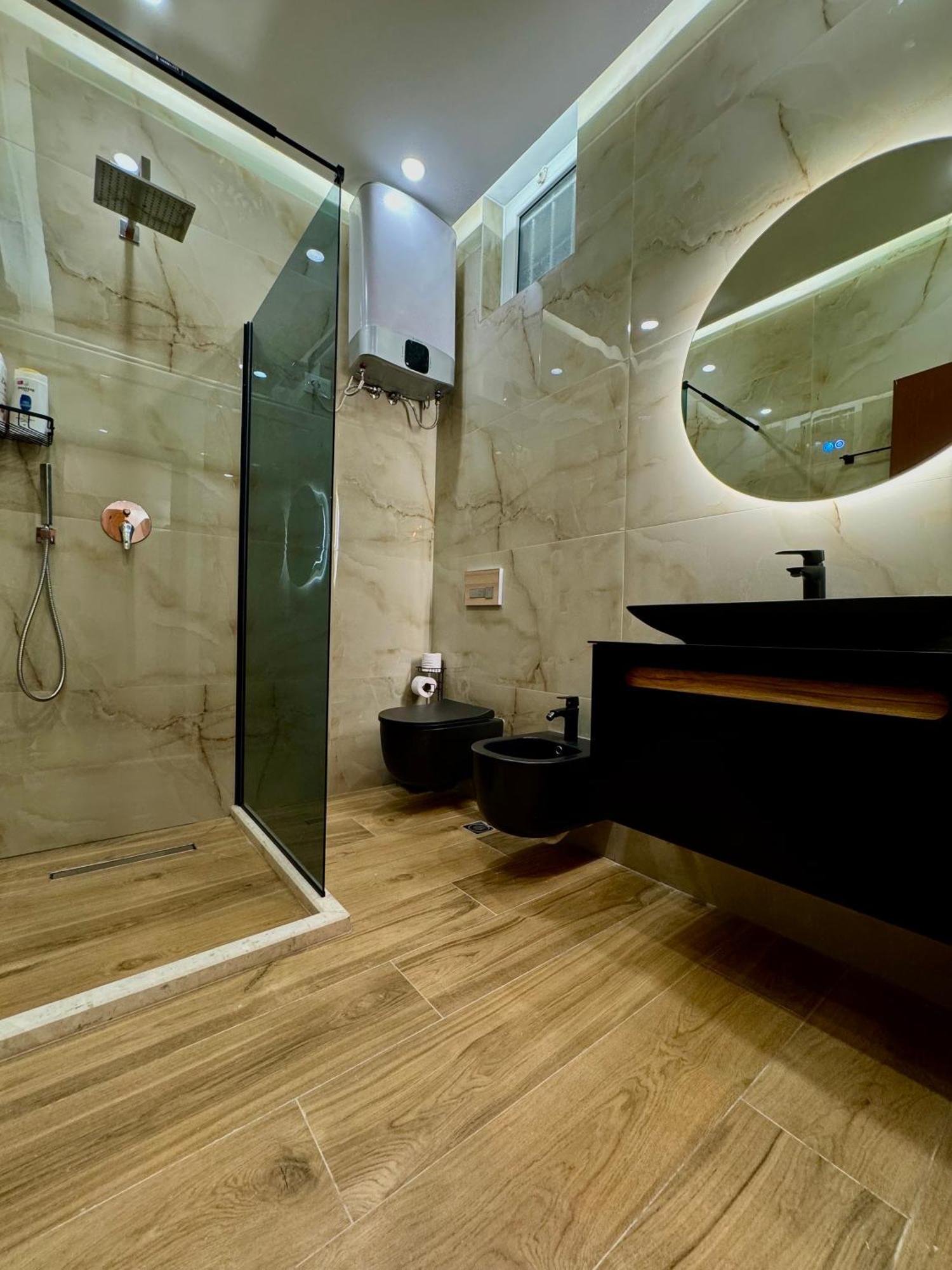 שקודר Luxury Central Baba Apartment מראה חיצוני תמונה